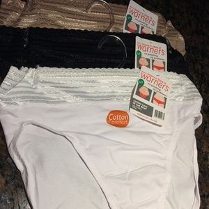 Warner's No Pinching. No Problems. 3 Pair L/7